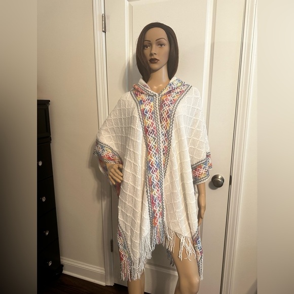 NIP- Color Block Drop Shoulder Hooded Open Poncho - Picture 2 of 6